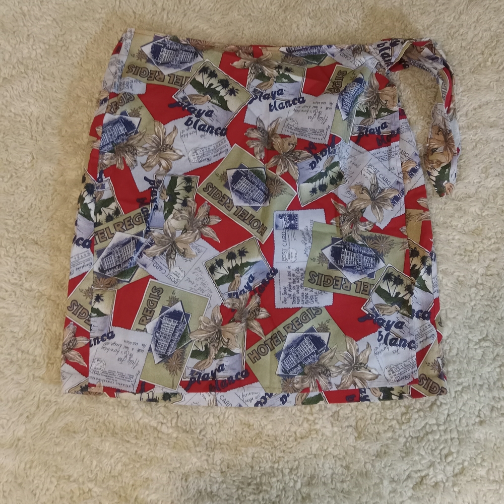 Colorful Wrap Skirt with Travel Print